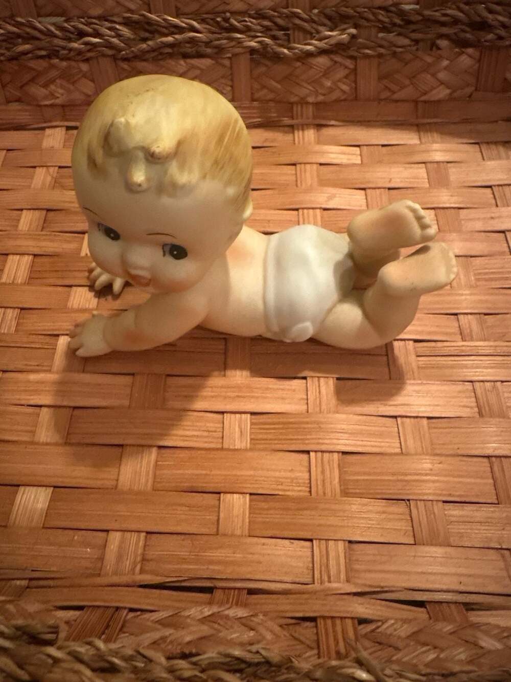 Vintage Bisque Piano Baby Crawling Figurine Napco N3149